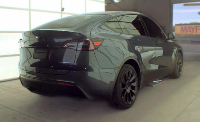 tesla model y 2023 7SAYGDEE3PF697222 image tesla model y 2023 7SAYGDEE3PF697222 image